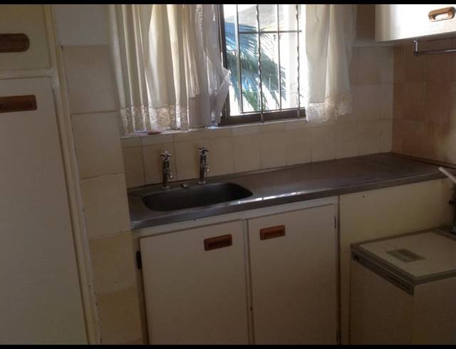 1 BEDROOM APARTMENT FOR SALE IN PIETERMARITZBURG CENTRAL
